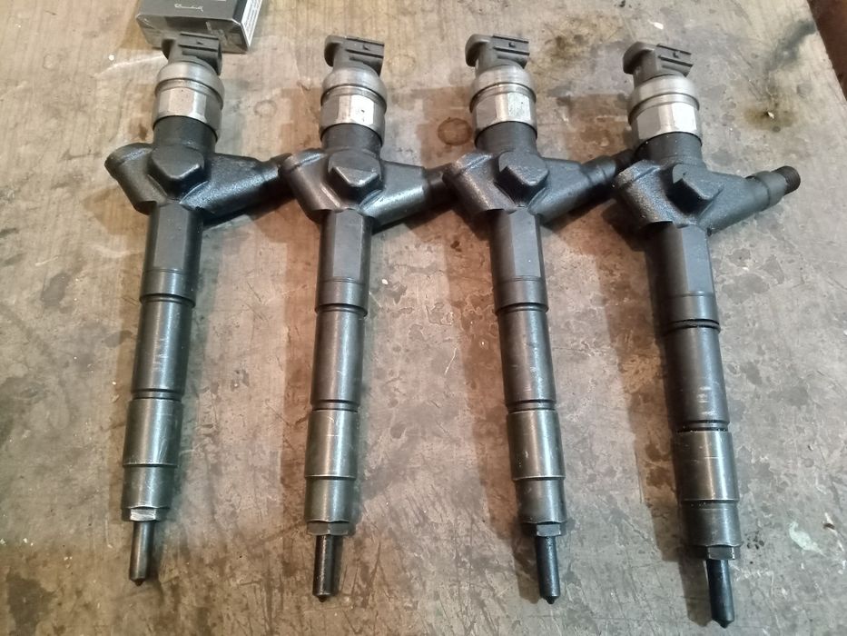 Тнвд з форсунками,навара д_40