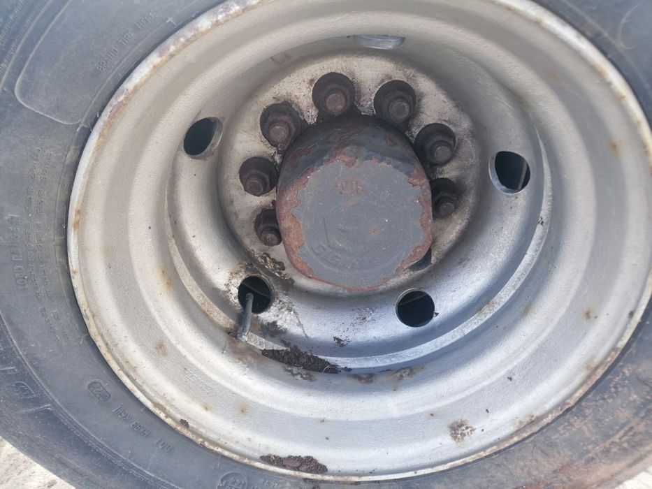 Sprzedam oś przyczepy