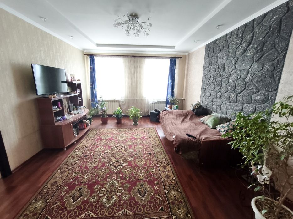 Продам гарний будинок з ремонтом с. Бездрик 10 км від Сум