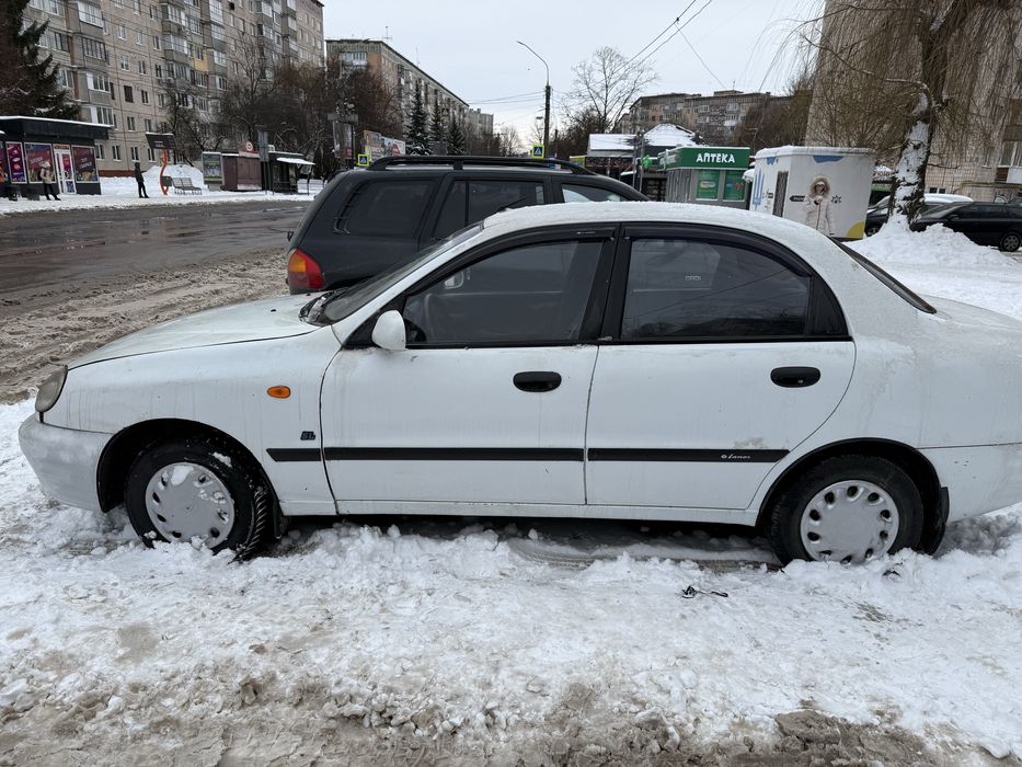 Део Ланос 1.5.