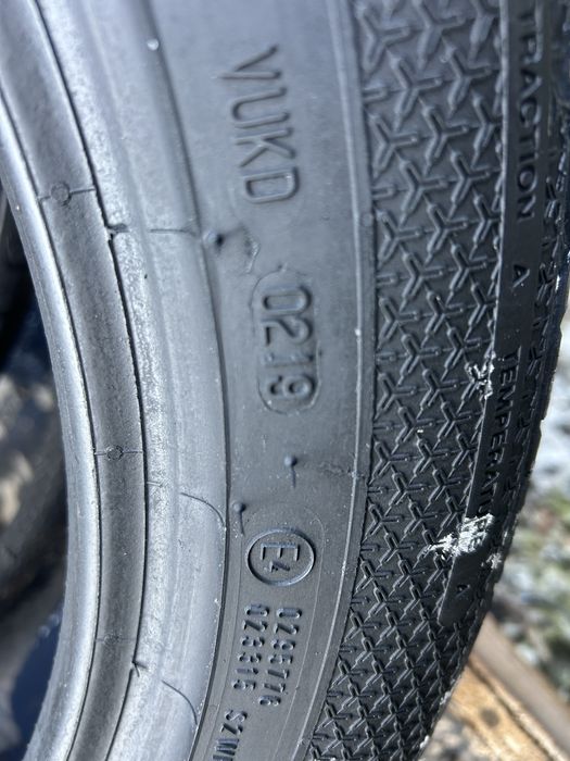 Шини 215/55r18 Barum пара 2і шт.