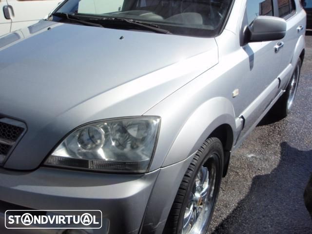 Kia Sorento 2.5 Crdi 2.5 170cv ( 2006 ) - Pecas de mecanica e chapa