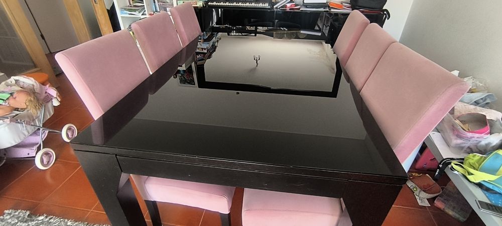 Mesa de jantar preto wengue