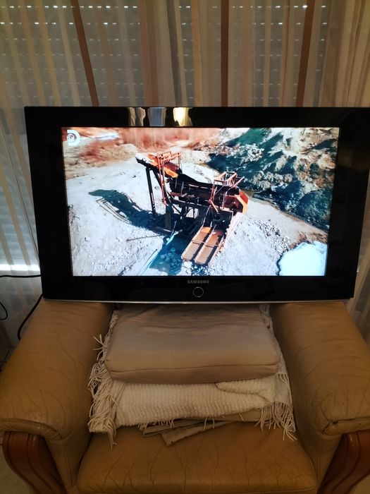 TV LCD Samsung 40 polegadas449268398739302400