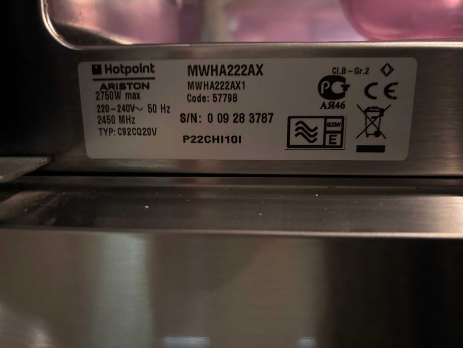 kuchenka mikrofalowa firmy Hotpoint Ariston