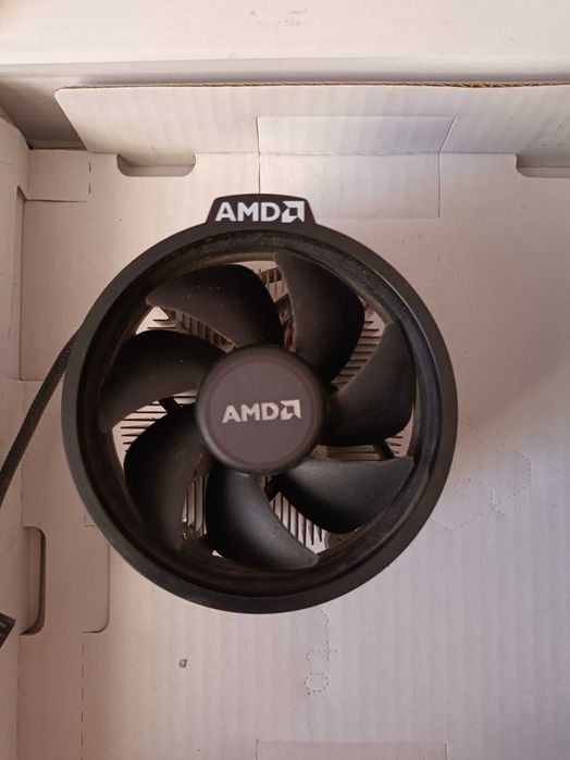 Процесор AMD Ryzen 5 2600X