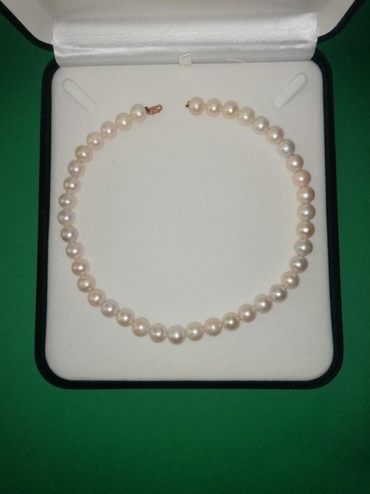 Намисто(колье,бусы) натур. перли бiлi великi iз золотим замком сертифi