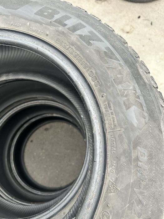 Шини 215 65 16 98S Bridgestone Blizzak DM-V2 комплект