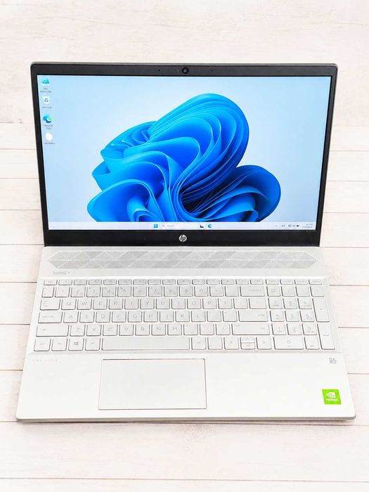 HP Pavilion 15-cs3801no  intel i5-1035G4  16ram ddr4 ssd 256gb Nvidia Geforce M130 2gb  Гарантія !