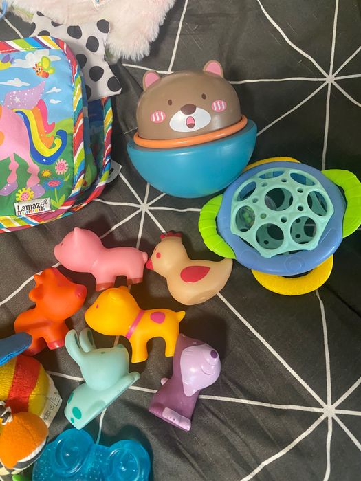 Іграшки fisher price Lamaze ELC брязкальця, гризунці, трещалки книжечк