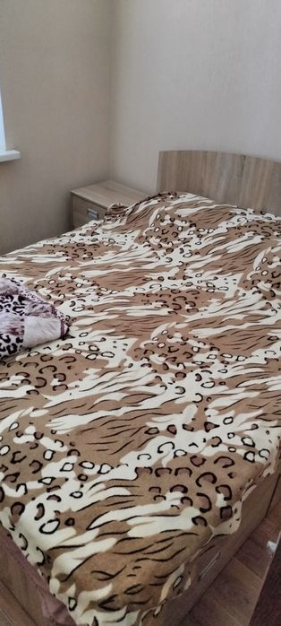Продам 3 комнатную квартиру Таврический