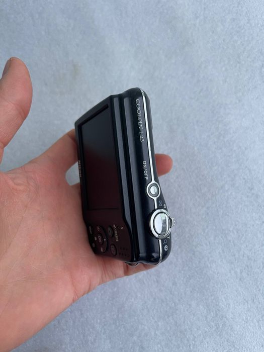 Фотоапарат Nikon Coolpix L23