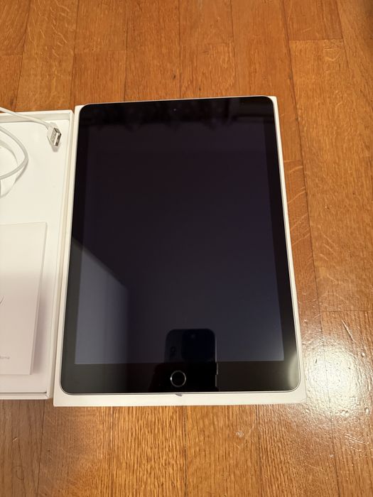 Ipad 5.ª Geração wifi 32GB