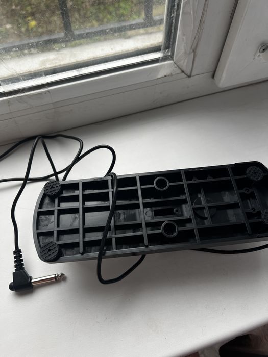 Сустейн/педаль для фортепіано