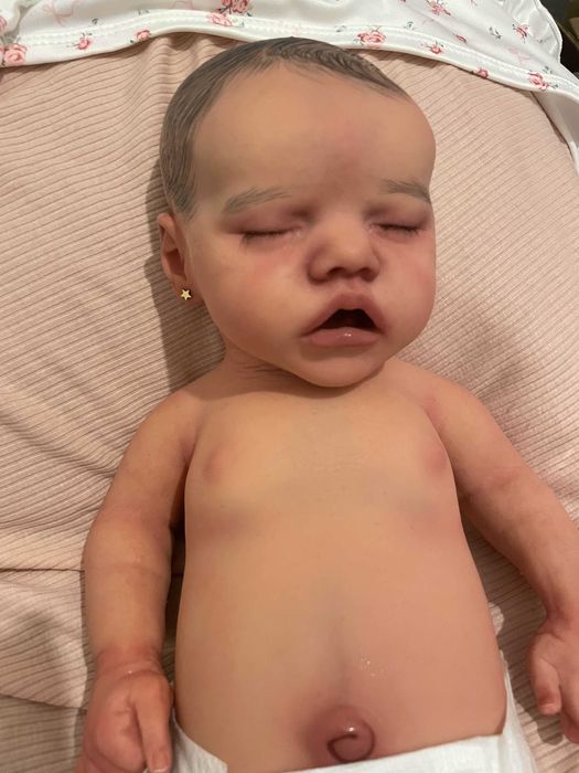 Reborn de silicone menina