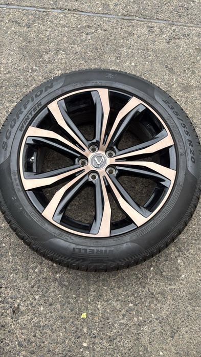 Kola zimowe Lexus Rx450h 235/55/20 Pirelli Scorpion