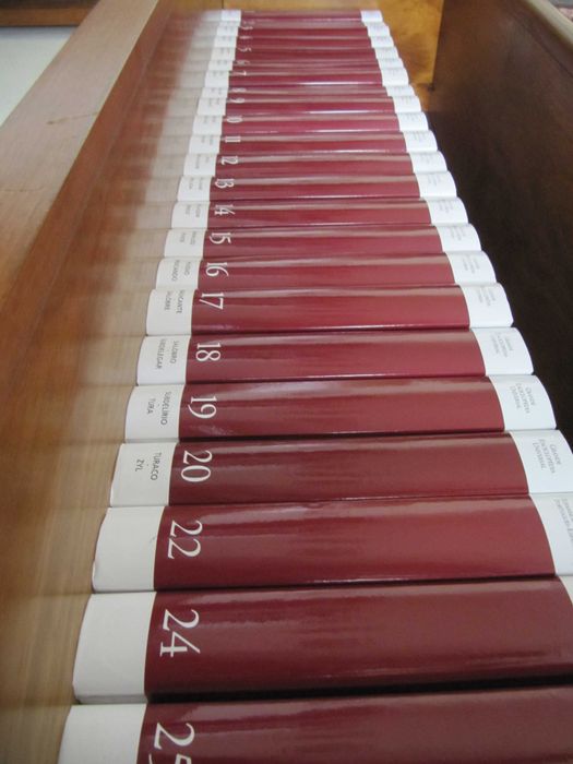 Grande Enciplipédia Universal 20 Vols. Dicionários Biografia NOVO