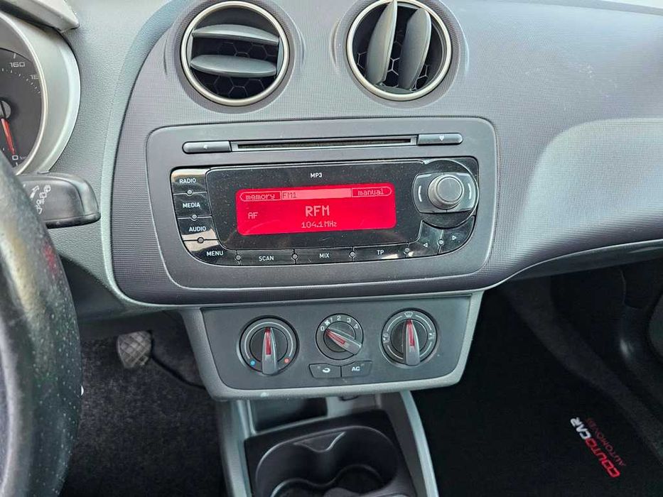 Seat Ibiza Sport 1.2Tdi 75Cv 180.000Km 12/2010