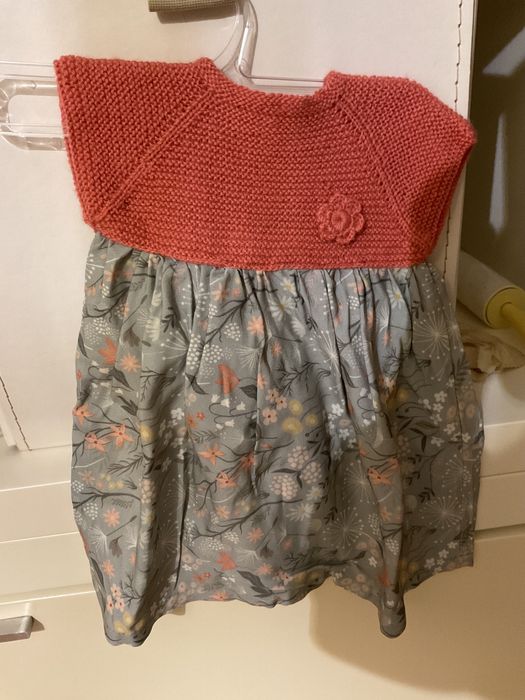 Vestido de criança de 6 a 9 meses