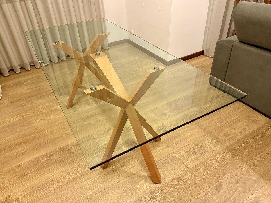 Mesa de Jantar Semi-Nova