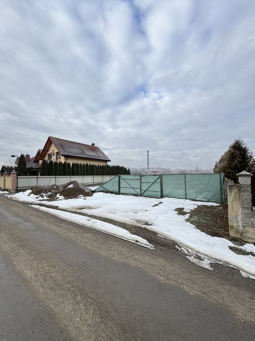 Продаж земельної ділянки с.Клузів