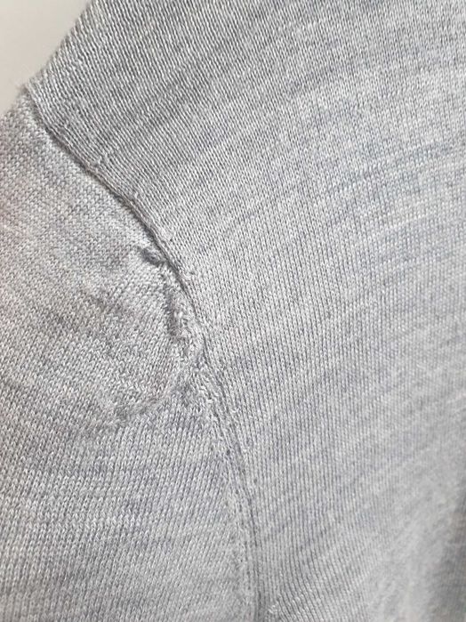 Szary sweter z kołnierzykiem polo wełniany Without Prejudice M L