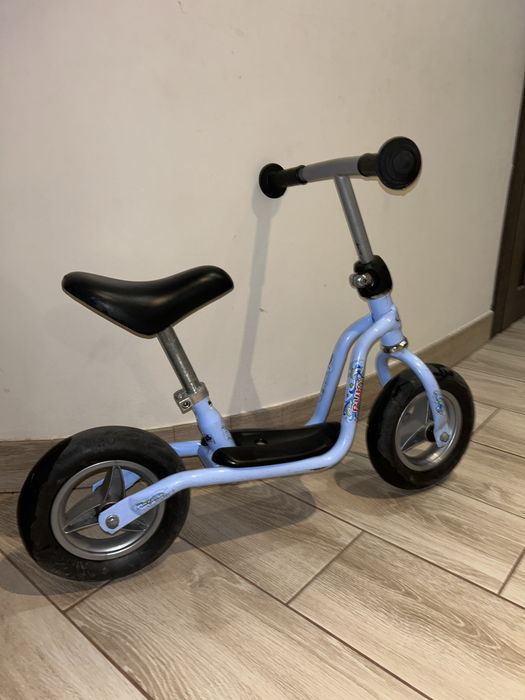 Продам    беговел