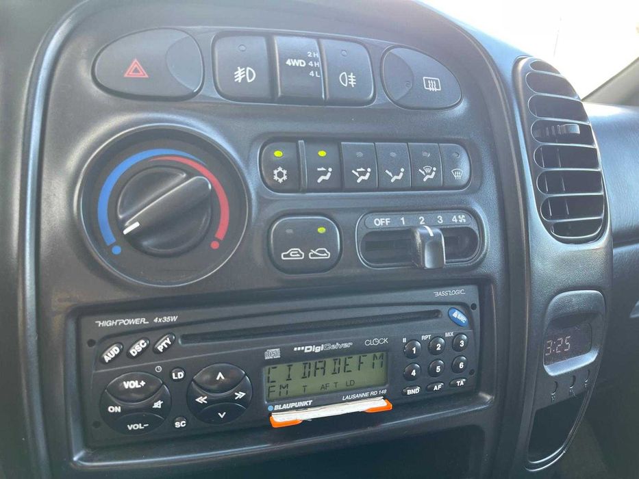 HYUNDAI H1 PLAZA 4X4 7 Lugares