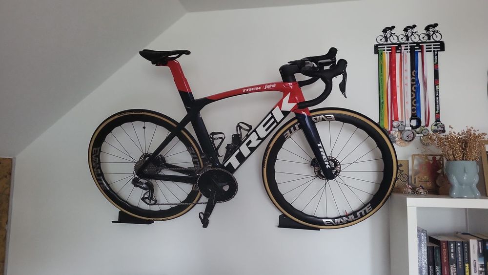 Trek Madone z przystawka czasowa 54 ceramic speed ultegra di2 Evanlite