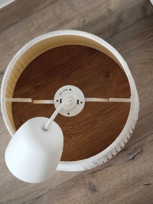 Komplet oświetleniowy do sypialni z e sklepu Ikea