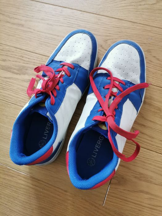 Kultowe buty z Lidla r. 42
