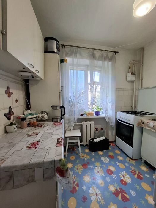 Продам 2 -к кв в кирпиче с отличной локацией по пр Слобожанскому район Загса