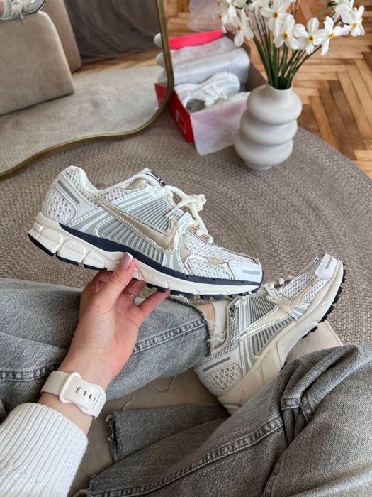 Nike Vomero 5 Photon Dust Metallic, Найк Вомеро