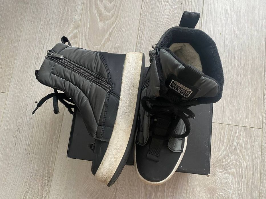 Ботаніки, черевики, чобітки