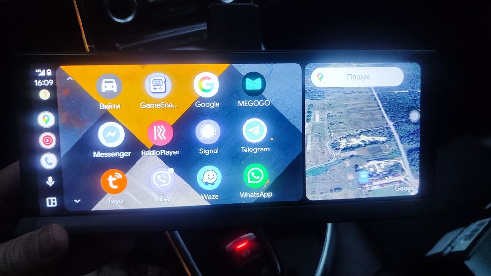 Відеореєстратор, магнітола, камера заднього виду