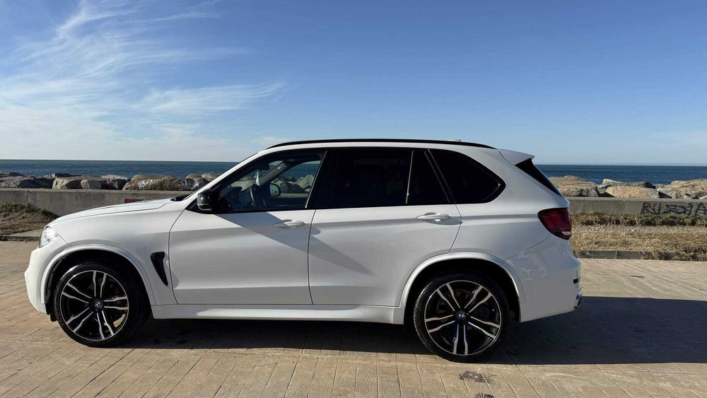 BMW X5 2017 року 3.0 Бензин