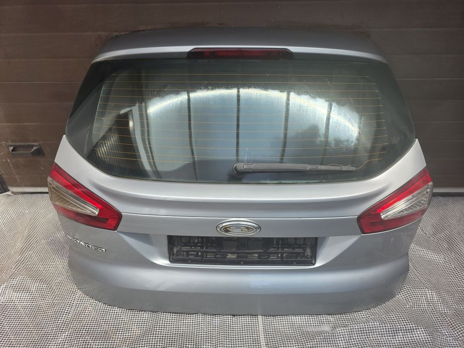 Klapa bagażnika Ford Mondeo 4 lift kombi tourer 10–15 kod koloru BA7 wysyłka kompletna
