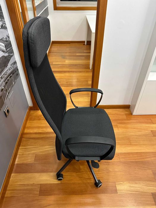 Cadeira de Escritório - IKEA modelo MARKUS - Preto