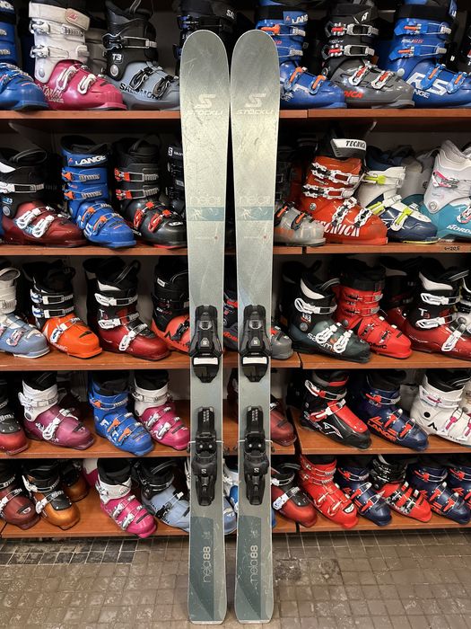 Narty Stöckli Nela 88 160cm Atomic Strive 11