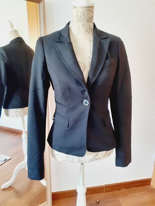 Blazer preto cintado Kocca