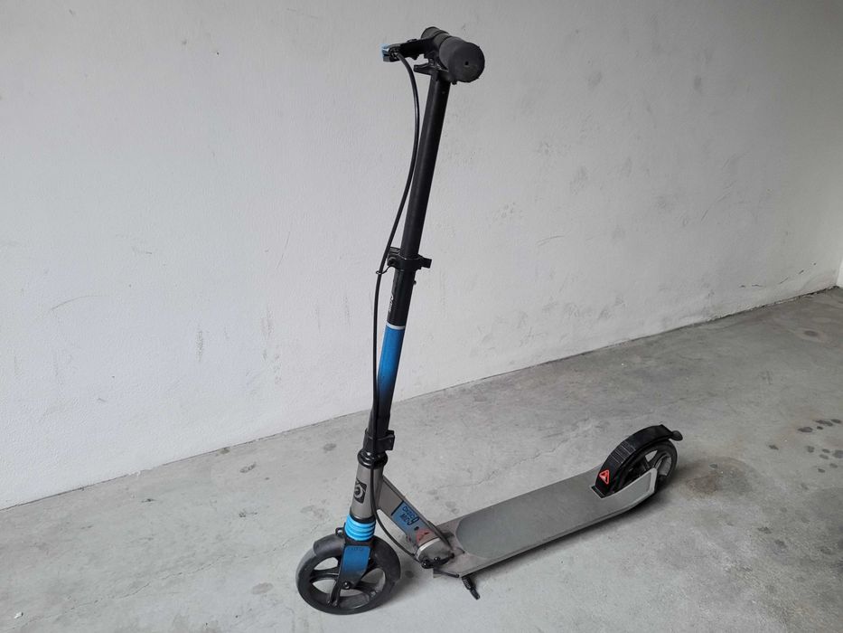 Trotineta (rodas altas) e Tricicleta