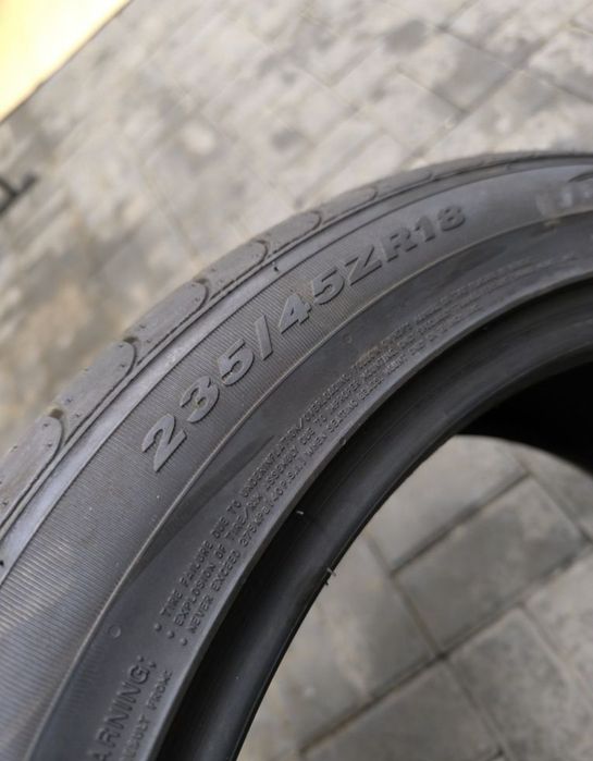НОВА Літня шина Nexen NFera SU1 КОРЕЯ розміром 235/45 ZR18 98Y XL