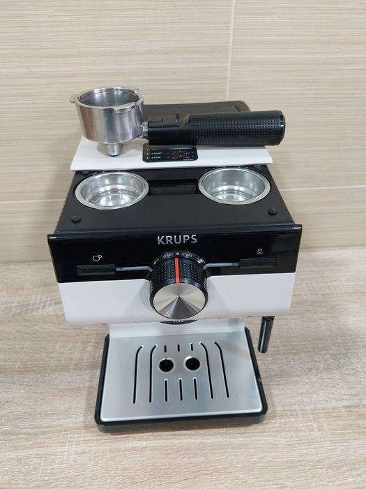 Máquina de café semi-nova
