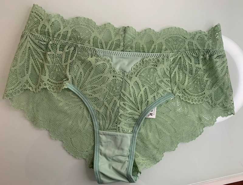 Conjunto de sutiã e cueca.