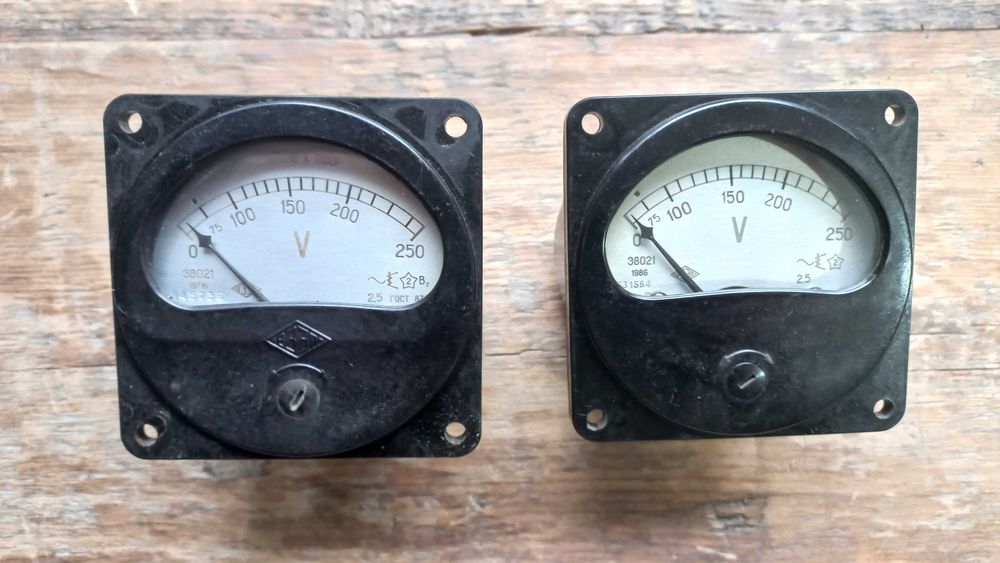 Вольтметр советский Амперметр
