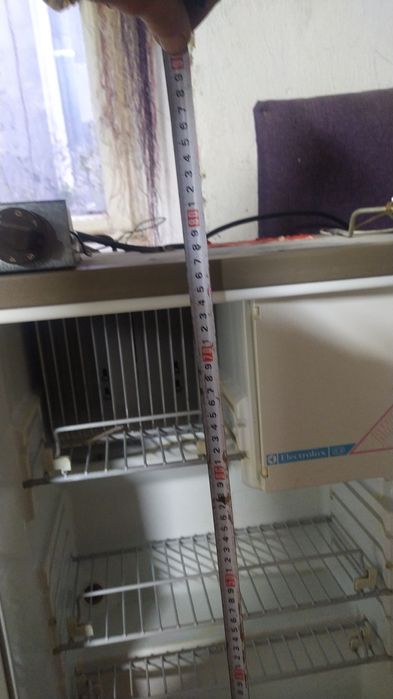 Кемперовий холодильник. 12 220 газ в гарному стані