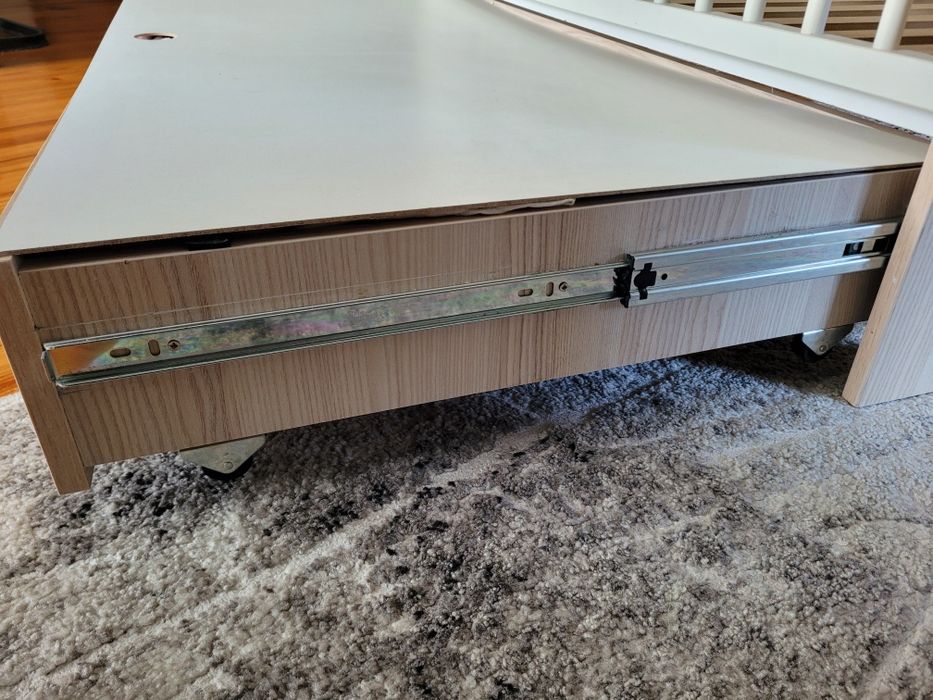 Łóżeczko dziecięce Klupś 120x60 z szufladą - motyw Safari Zajączek.