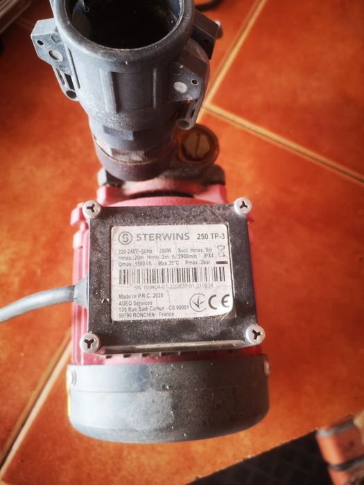 Bomba de superfície Sterwins 250 para lago