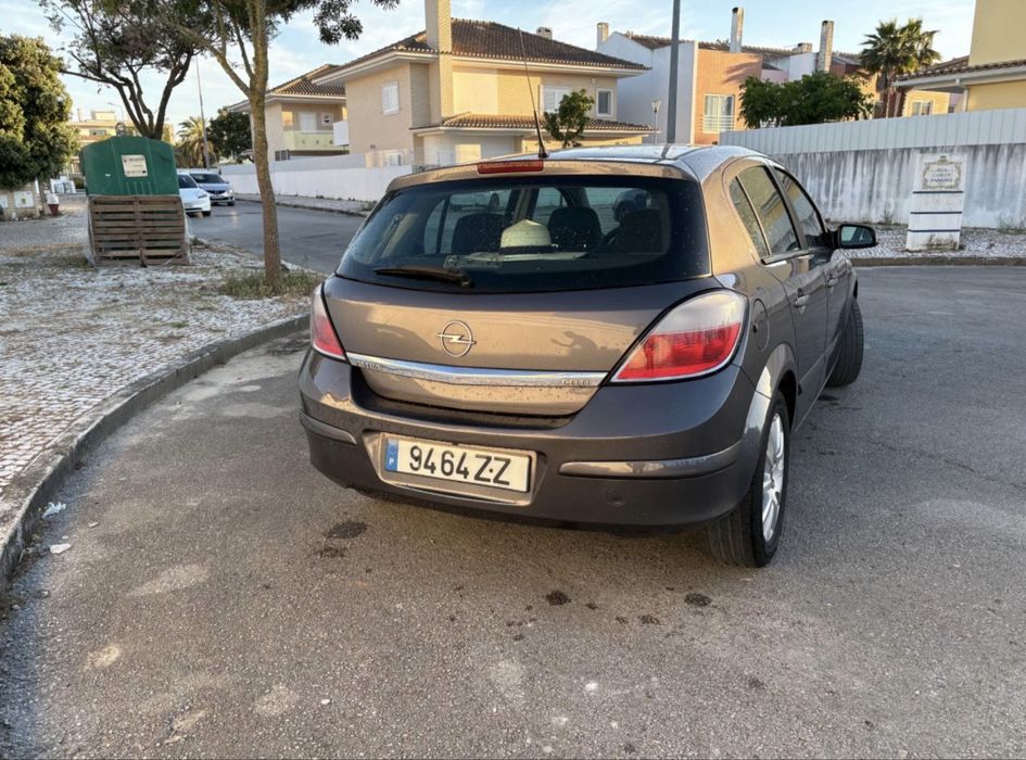 Opel Astra H 1.3 CDTI foto 3
