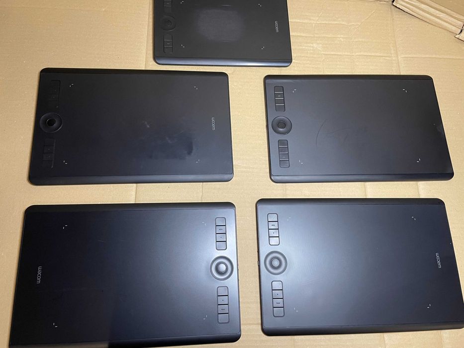 Tablet Graficzny Wacom Intuos Pro M PTH-660 USZKODZONE na części 6 szt